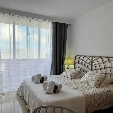 Castillo Santa Clara شقة توريمولينوس