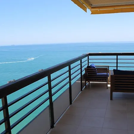 Castillo Santa Clara شقة توريمولينوس