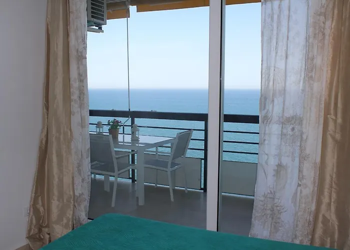 Castillo Santa Clara Apartment Torremolinos
